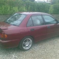 Mitsubishi Lancer GLXI solgt