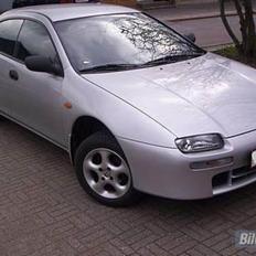 Mazda 323F BA