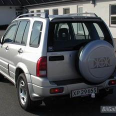 Suzuki Grand Vitara.  