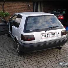 Toyota Corolla 1.3 DX SOLGT