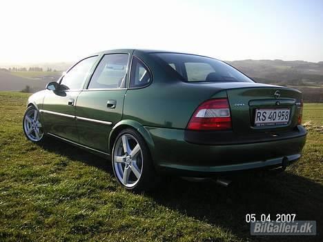 Opel Vectra B 2,0 16v (Solgt) billede 6