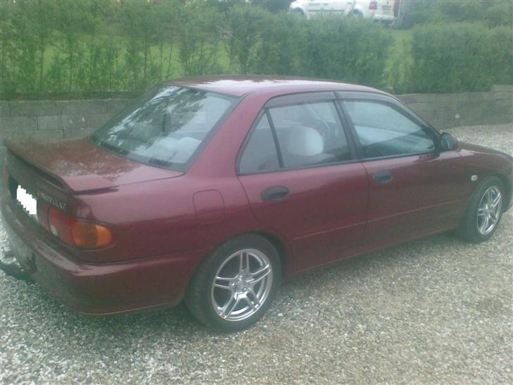 Mitsubishi Lancer GLXI solgt billede 2