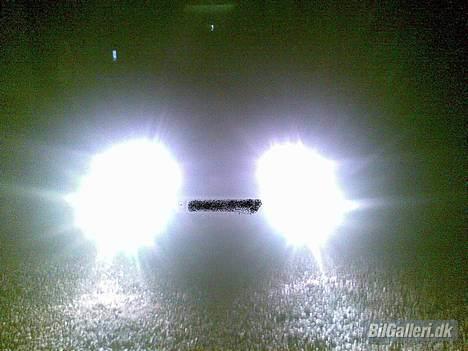 Mitsubishi Lancer GLXI solgt - Det er kun for lygterne billede 8