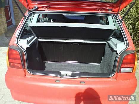 VW Polo 6N 1.4 -  #SOLGT# - Mon ikk et anlæg vil pynte lidt her.. billede 8