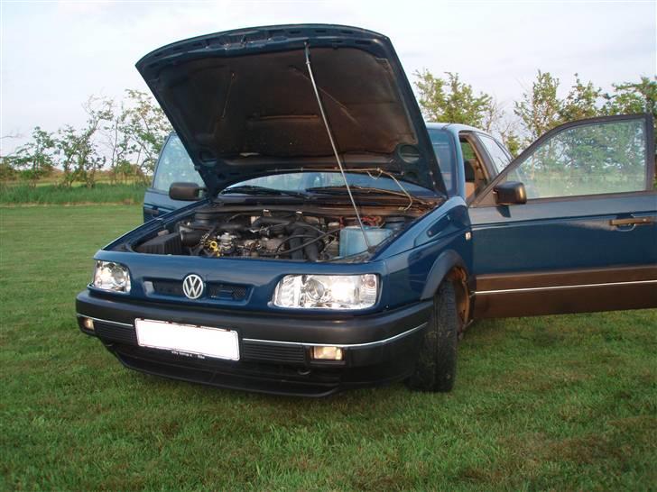 VW Passat GT. - SOLGT - prøv at lægge mærke til hvor flot den er billede 12