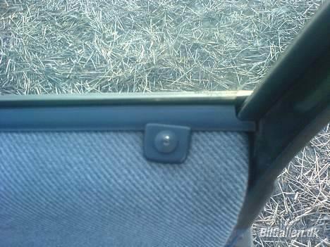 VW Passat GT. - SOLGT - Tak til min far og mig selv, som Monterede komplet centrallås med alarm og røde dioder i fordørene billede 18