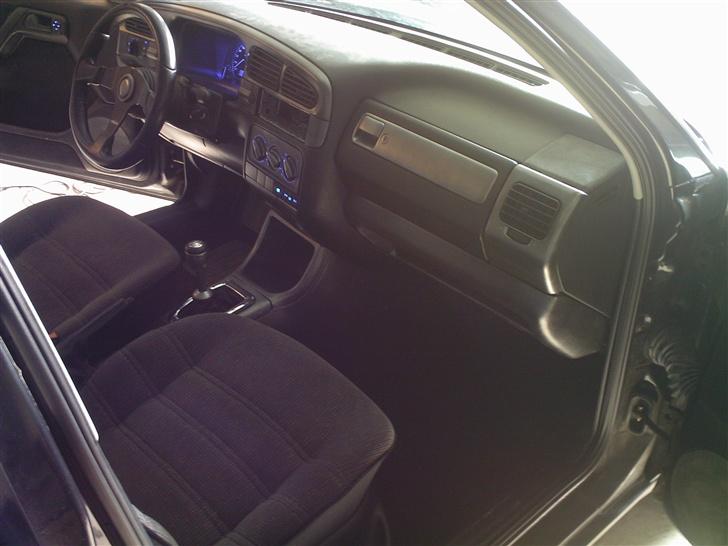 VW Vento 1.8 GL [Solgt] billede 8