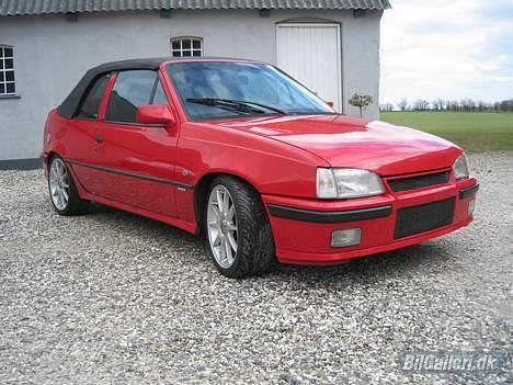 Opel kadett e cabriolet billede 4
