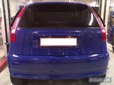 Fiat Punto...Solgt - Tonede bagrude og siderude( Hækspoile ) billede 8