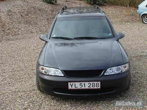 Opel Vectra B,total skadet billede 1