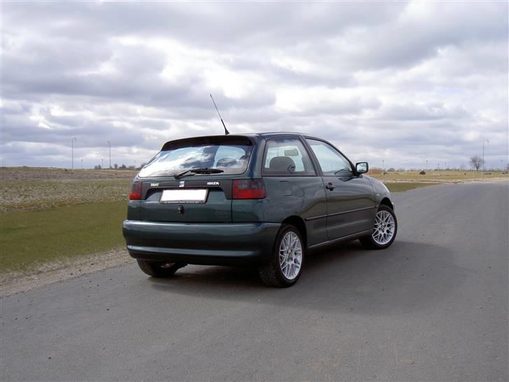 Seat Ibiza 1,6 Ekstra+ Solgt billede 4