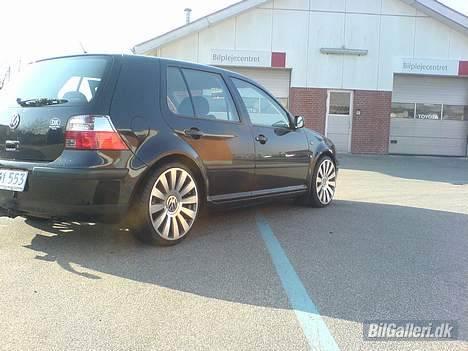 VW Golf 4 " Solgt " - Sommerhjul mont billede 7