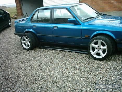 BMW 320/325 solgt billede 14