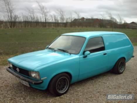 Opel kadett c billede 4