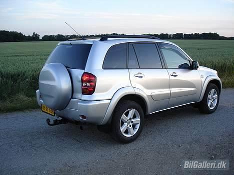 Toyota RAV4 2,0 D-4D, LUXUS billede 3