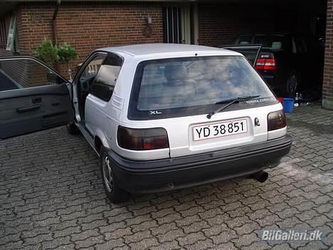 Toyota Corolla 1.3 DX SOLGT billede 2