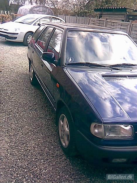 Skoda Felicia GLX Combi - svogers C4 i baggrunder... 215.000 er alt for meget for en Citroen... billede 13