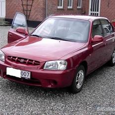 Hyundai Accent 1,5 GLS (SOLGT)
