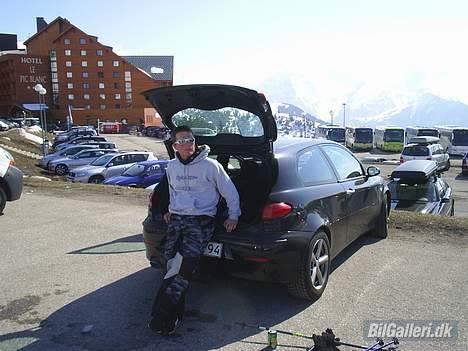 Alfa Romeo 1,6 Lusso **solgt** - efter en hård dag på ski... billede 16