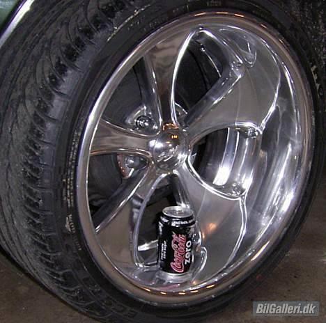 Oldsmobile Cutlass  - Nye fælge - baghjul billede 10