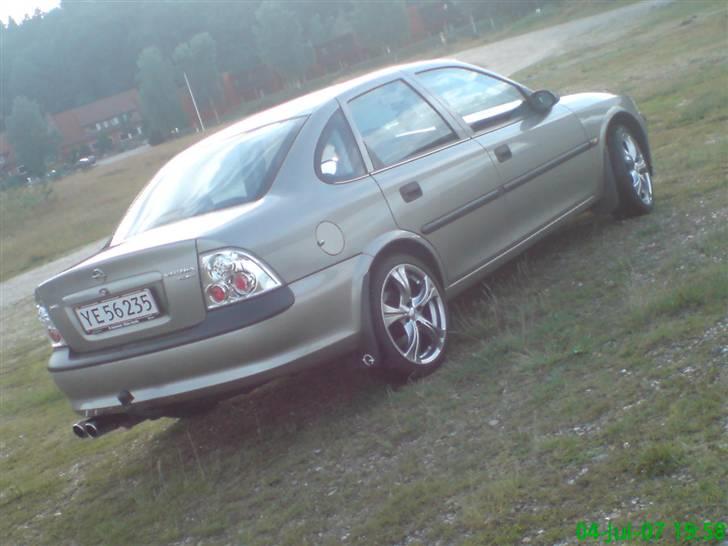Opel Vectra B 1,6 16V Solgt billede 3