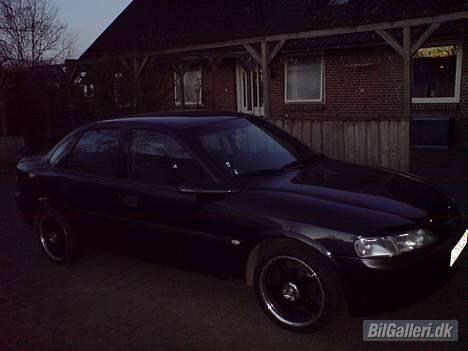 Opel Vectra B 1,8i 16v billede 2