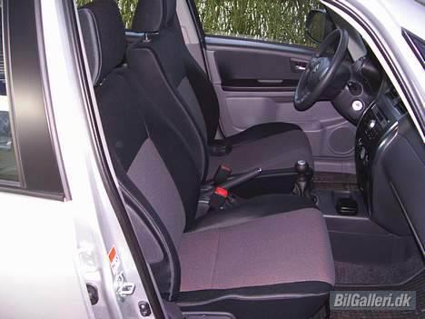 Suzuki sx4 billede 13