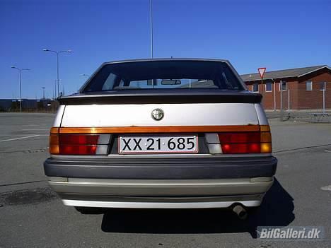 Alfa Romeo 75 3.0 V6 America billede 3