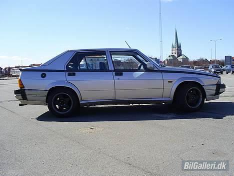 Alfa Romeo 75 3.0 V6 America billede 8