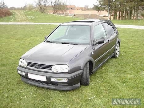 VW Golf 3ér SOLGT billede 1