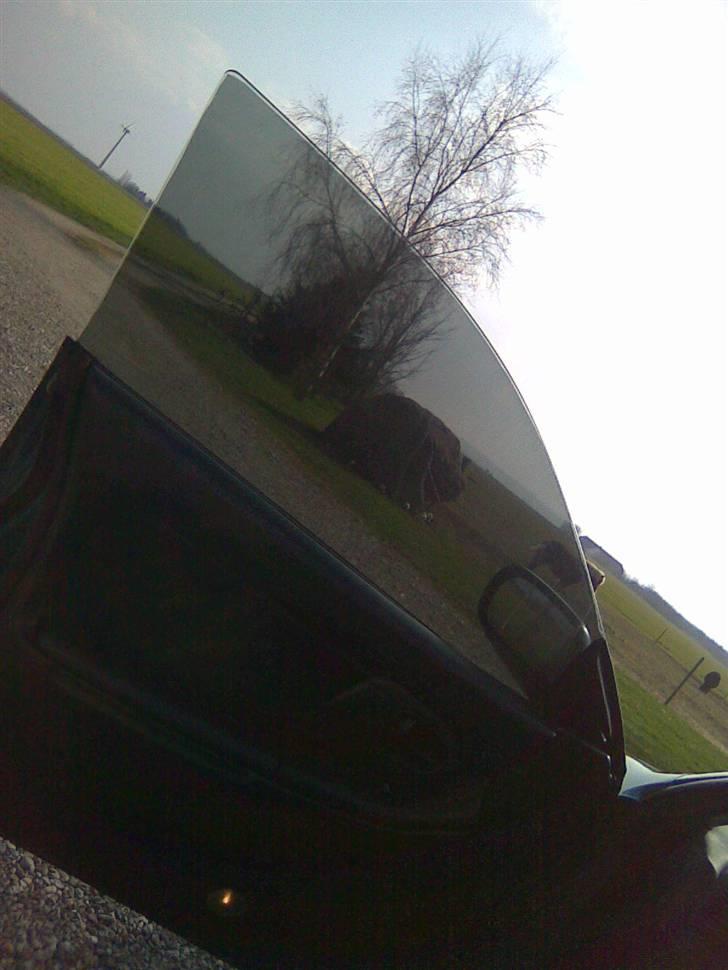 Mazda 323F Ba ^solgt^ - - Taget d. 12/4-08, Tak for hjælpen DakiNe ^ :) billede 9