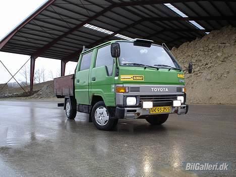 Toyota Dyna 100 D-Cab *SOLGT* billede 1