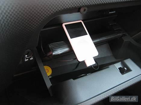 Seat Altea XL - 30 GB video iPod billede 2