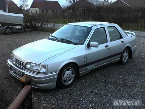 Ford sierra 2,0i ghia billede 1