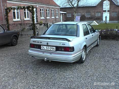 Ford sierra 2,0i ghia billede 3