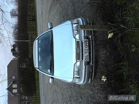 Ford sierra 2,0i ghia billede 8