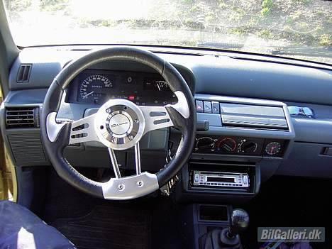 Renault Clio 1,4 Solgt billede 9