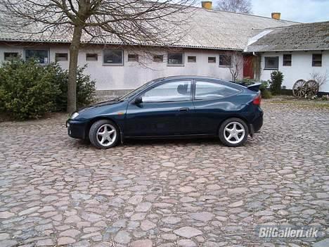 Mazda 323 Coupe billede 8