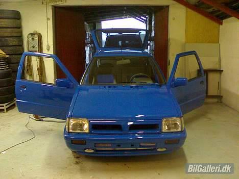 Nissan Micra K10 - Død - lige da den er klar til at trille ud af garagen billede 10