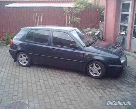 VW Golf 3 1,9 Diesel "SOLGT" - her var den også sænket 60mm billede 2