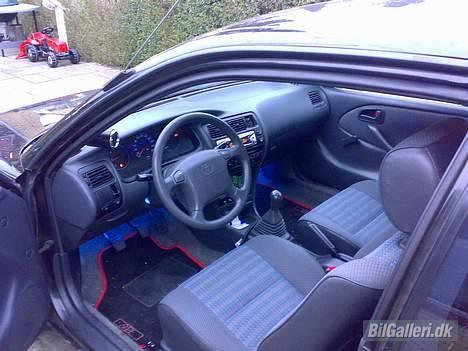 Toyota Corolla (Solgt) billede 6