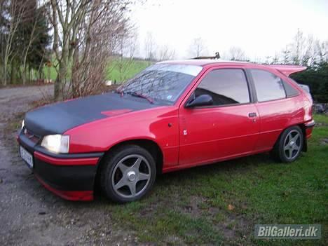 Opel  KADETT E - den er nysyent nu  billede 3