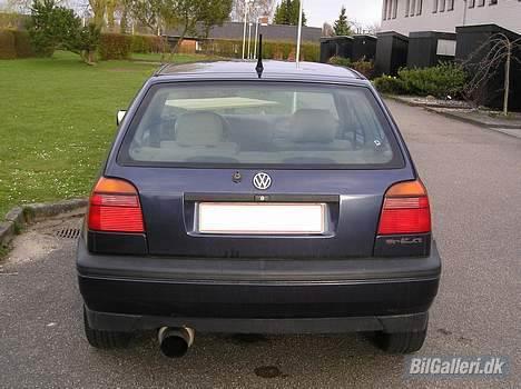 VW GOLF 3 1,8 solgt billede 2