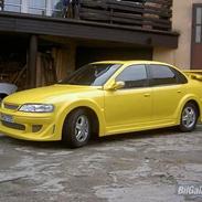 Opel vectra (norsk bil)