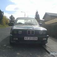 BMW 320i I