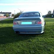 BMW 323i E36 Coupé