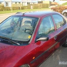Ford mondeo 1,8 i cl