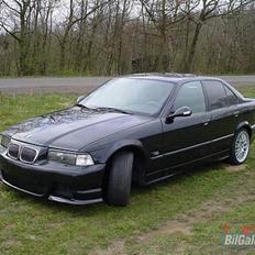 BMW 318i  solgt