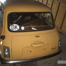 Austin-Morris mascot mini SKROTTET