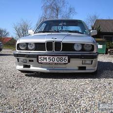 BMW 320i/323 solgt